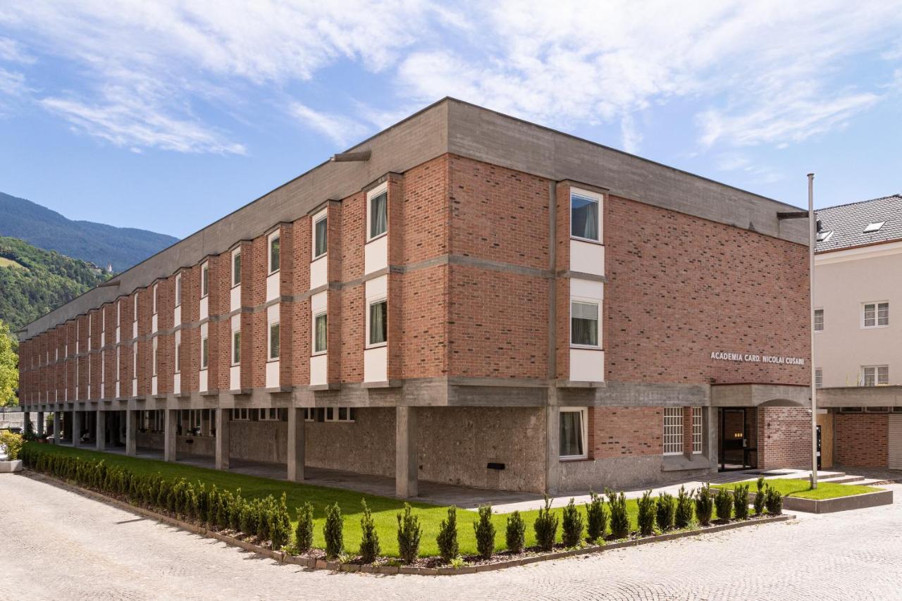 Cusanus Akademie - Accademia Cusanus Брессаноне Экстерьер фото