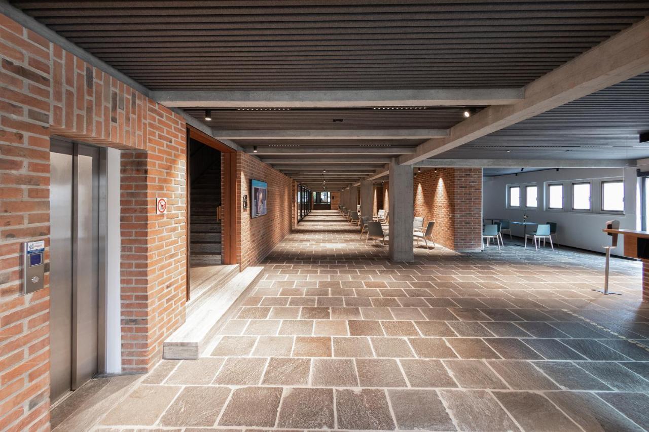 Cusanus Akademie - Accademia Cusanus Брессаноне Экстерьер фото
